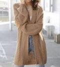 LASCANA Strickjacke Braun