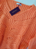 LASCANA Pullover in Orange, Ausschnitt mit Etikett