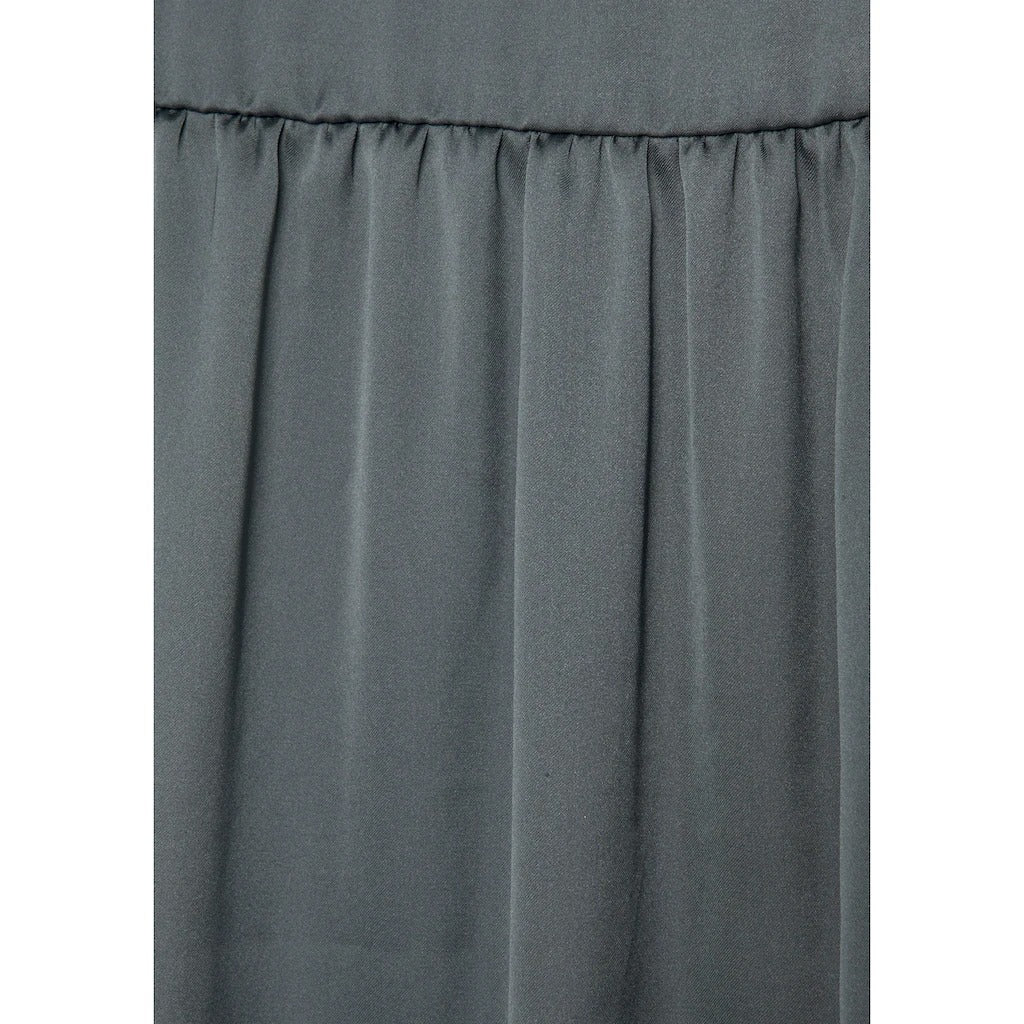 LASCANA Kleid in Grau, Stoffdetail