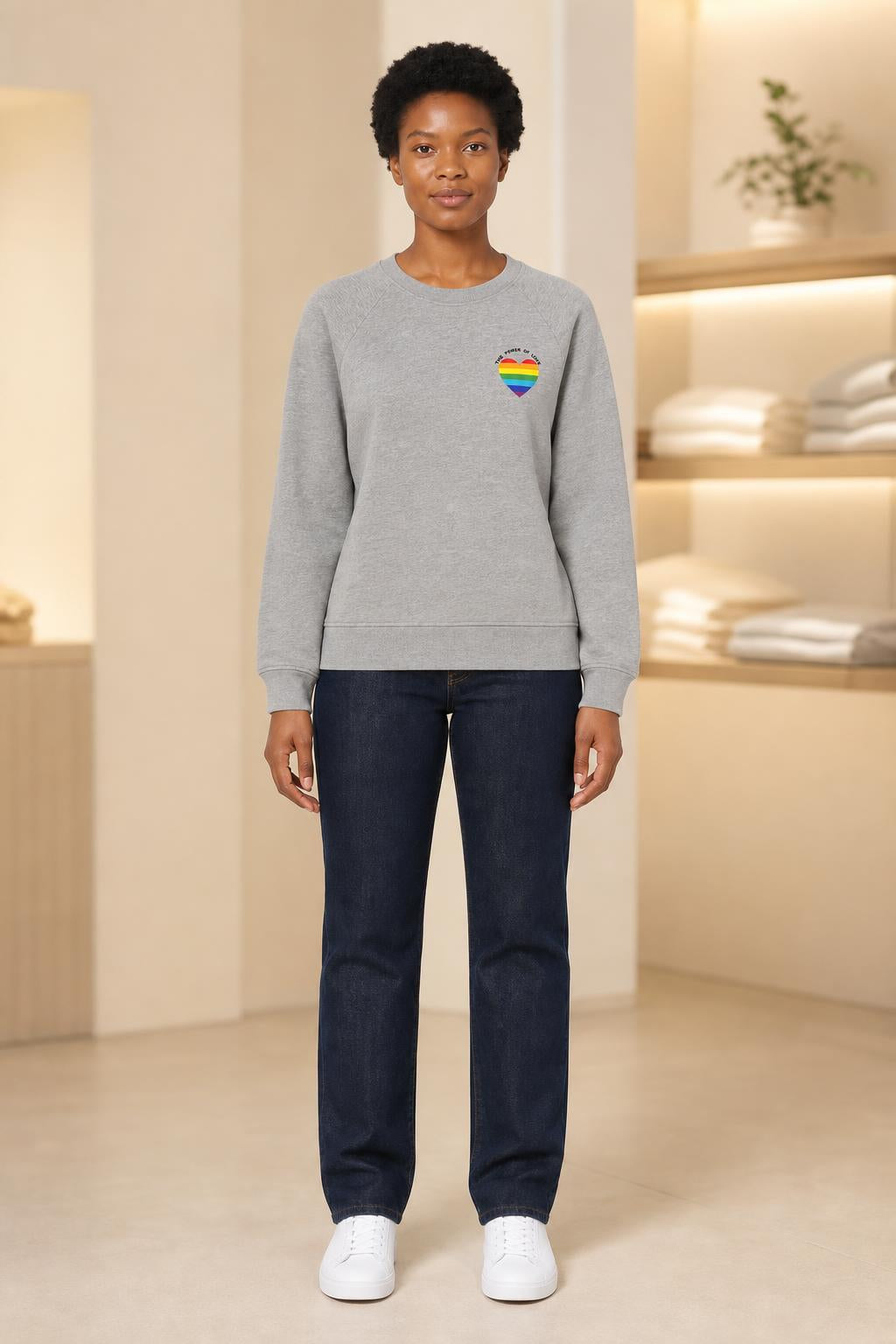 LASCANA Pullover mit Regenbogenherz in Grau, Detailansicht