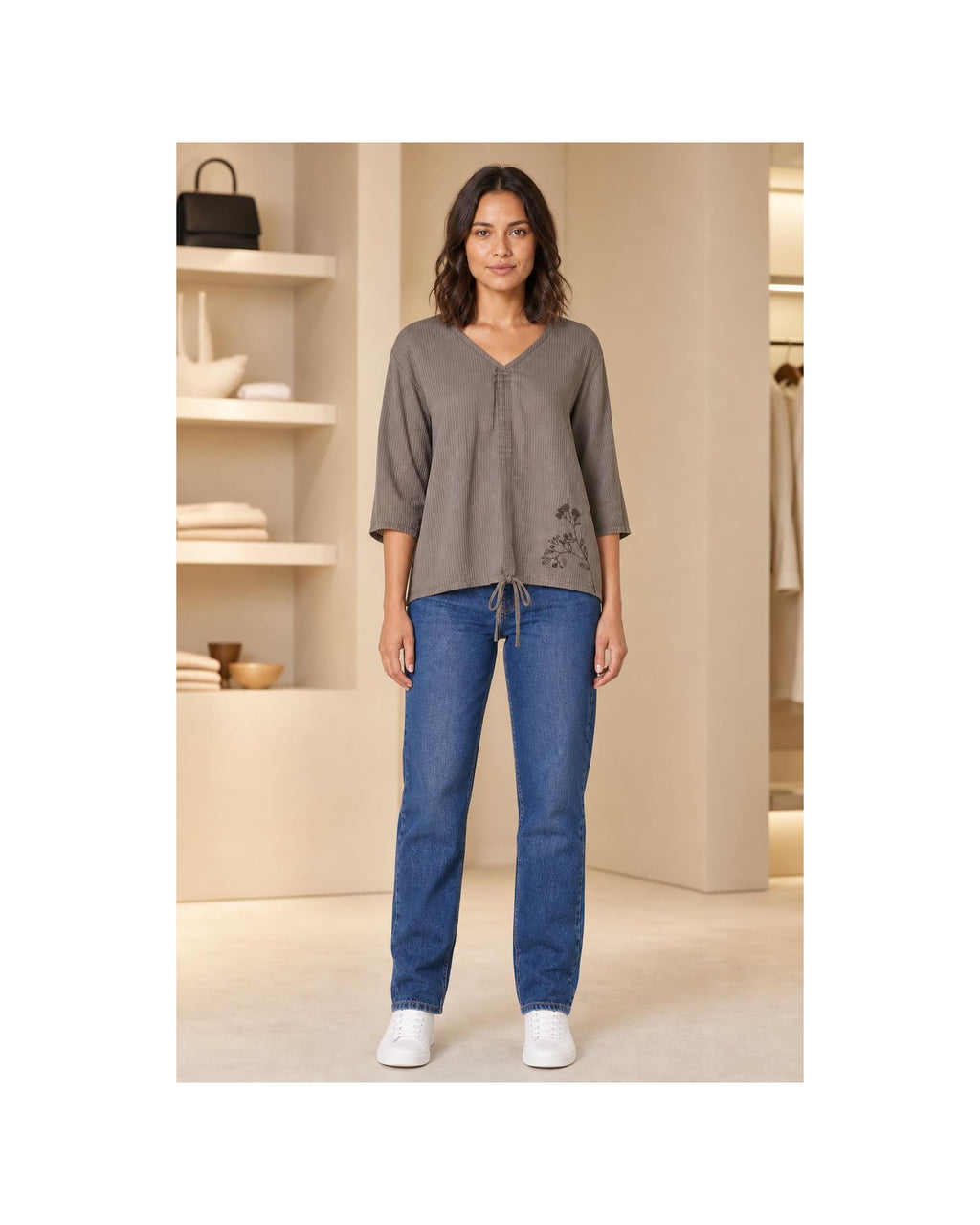 Passionata Bluse in Taupe, Vorderansicht