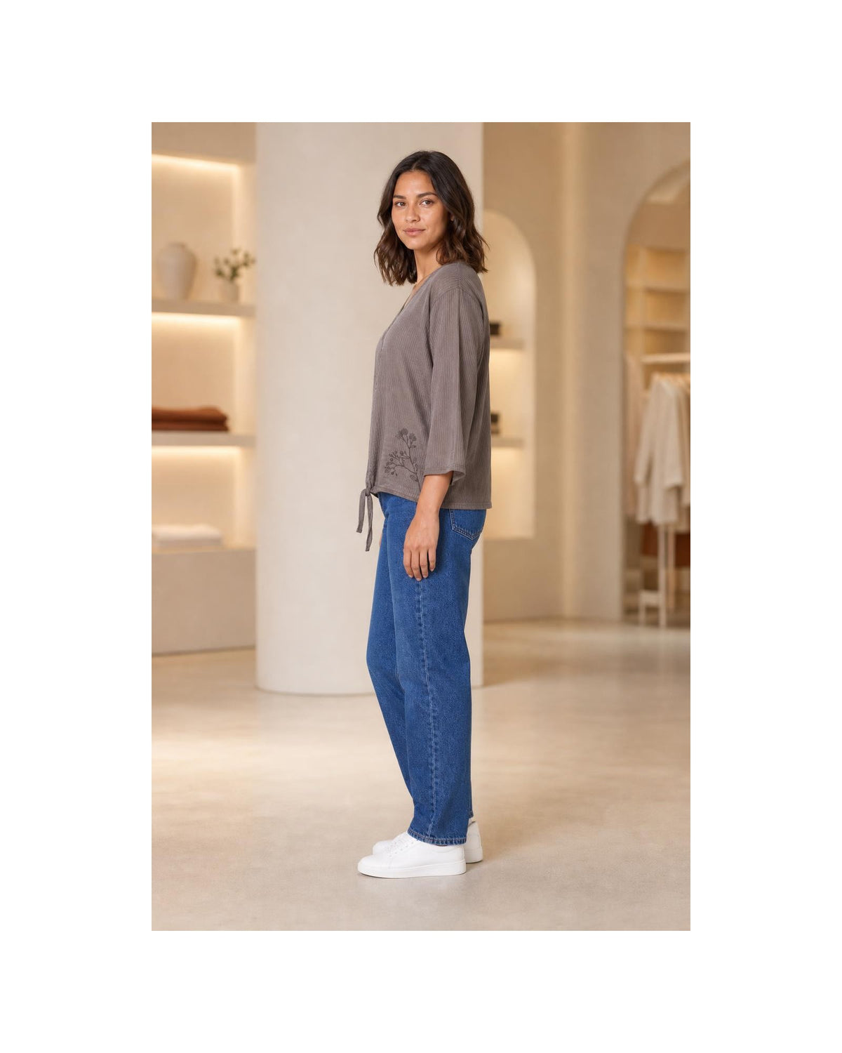 Passionata Bluse in Taupe, Seitenansicht