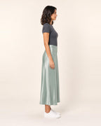 LASCANA Satin-Rock in Mint, Seitenansicht